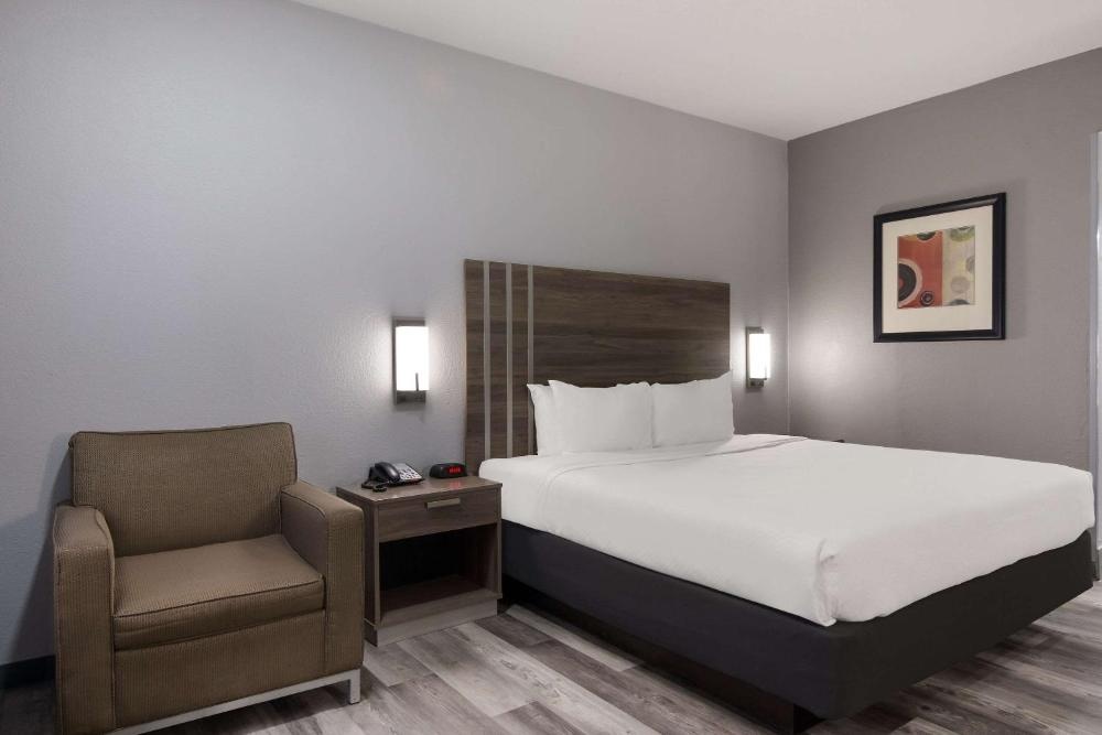Quality Inn near Casinos and Convention Center Image 14