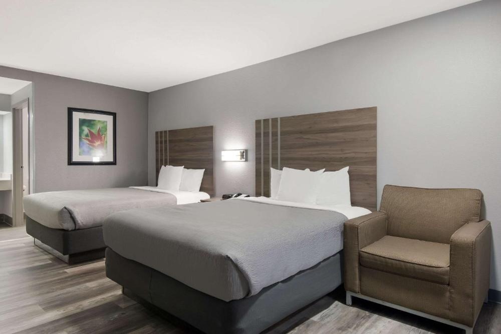 Quality Inn near Casinos and Convention Center Image 6